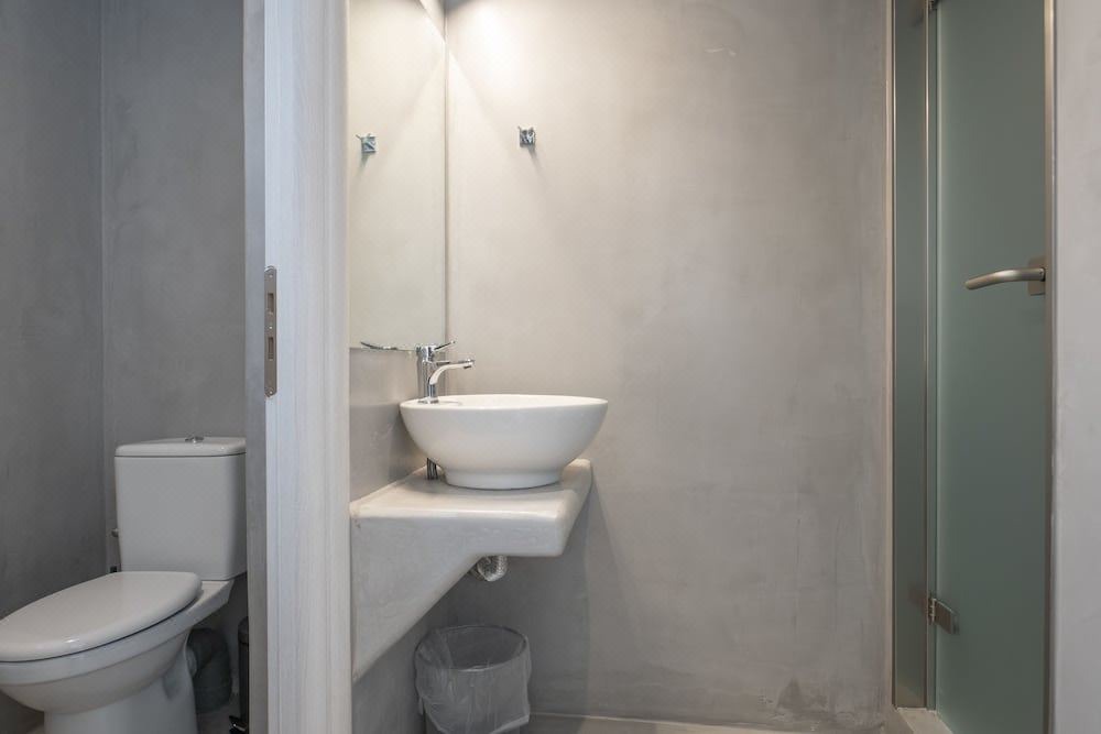 Photo of Bathroom in Fira