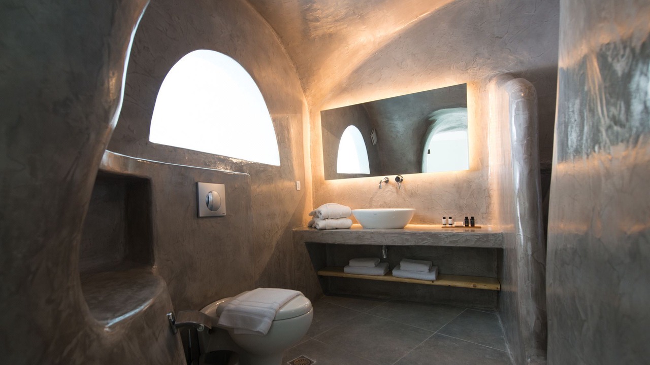Photo of Bathroom in Fira