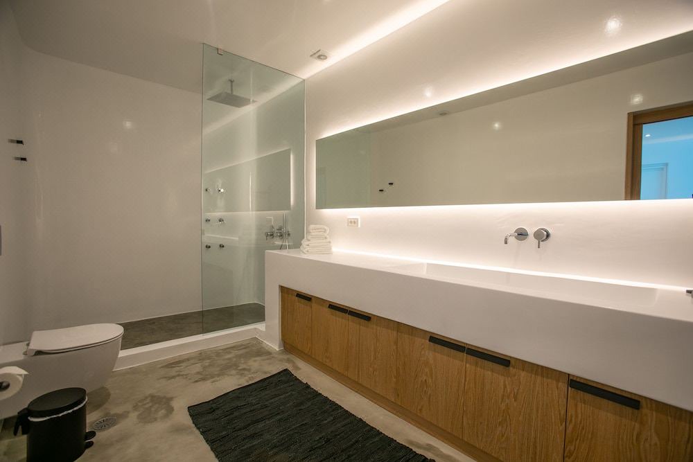 Photo of Bathroom in Akrotiri