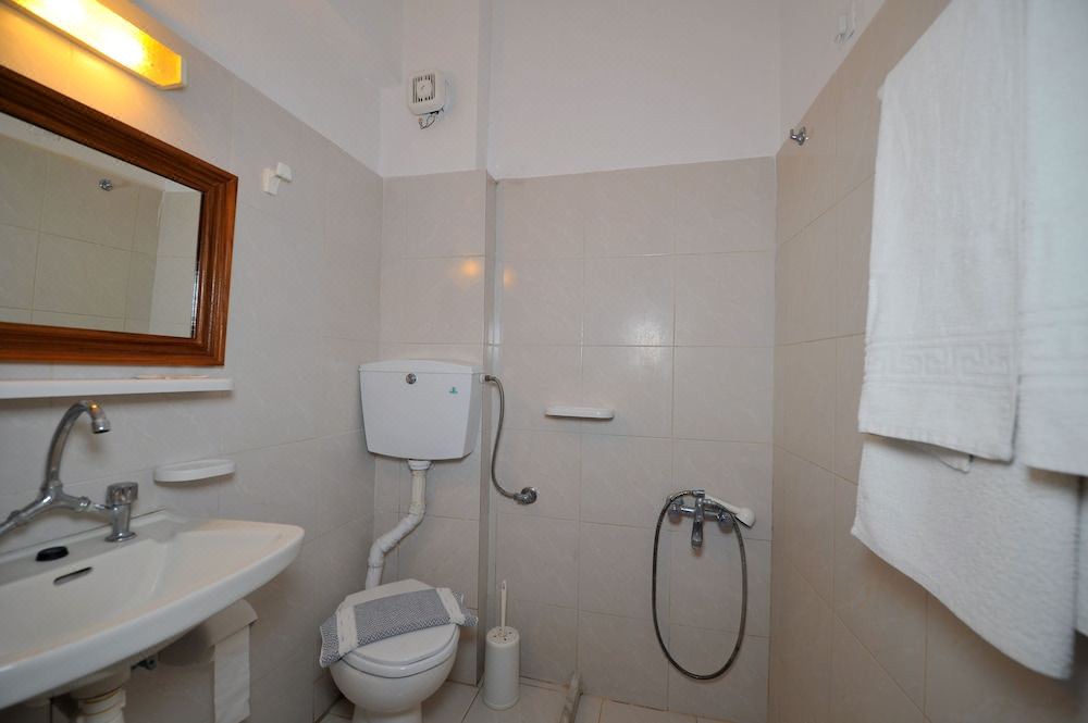 Photo of Bathroom in Exo Gialos