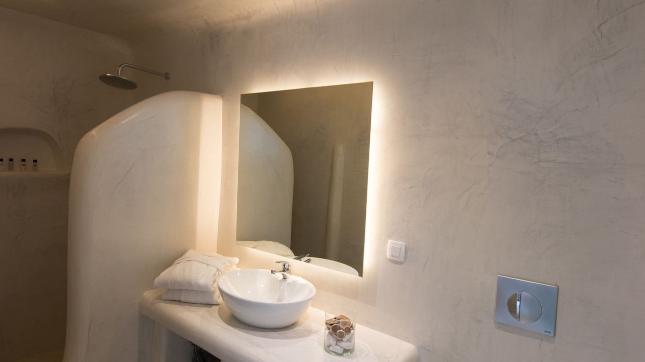 Photo of Bathroom in Fira