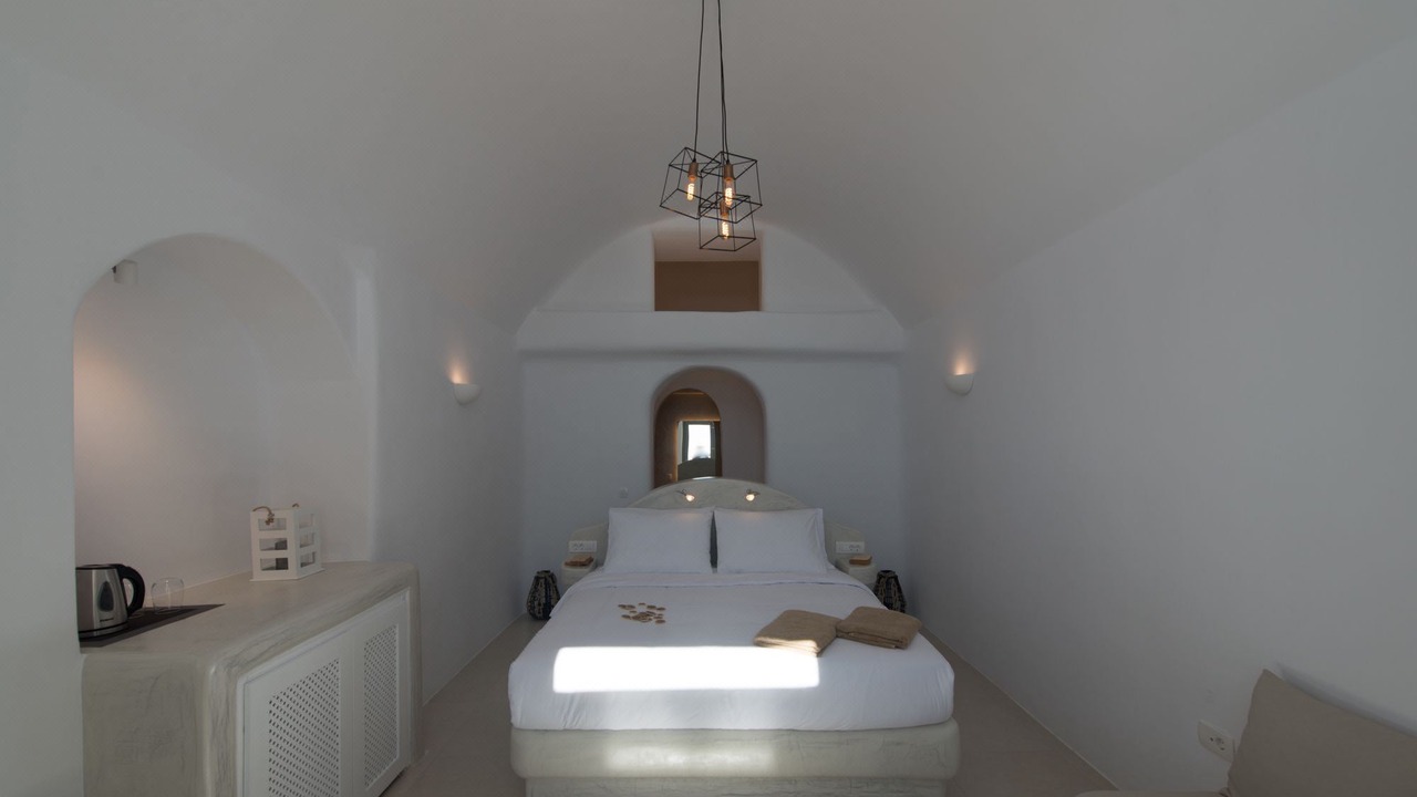 Photo of Bathroom in Fira