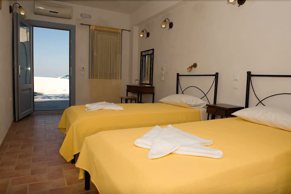 Photo of Bedroom in Fira