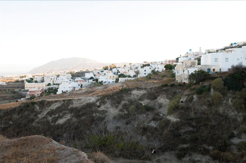 Photo of Others in Fira