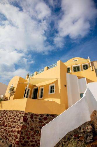 Photo of Others in Oia