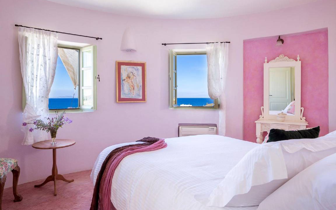 Photo of Bedroom in Imerovigli