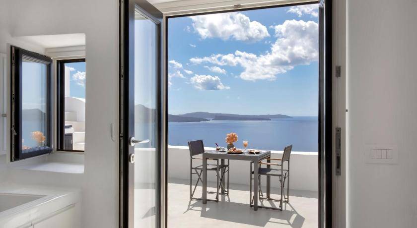 Photo of Others in Oia