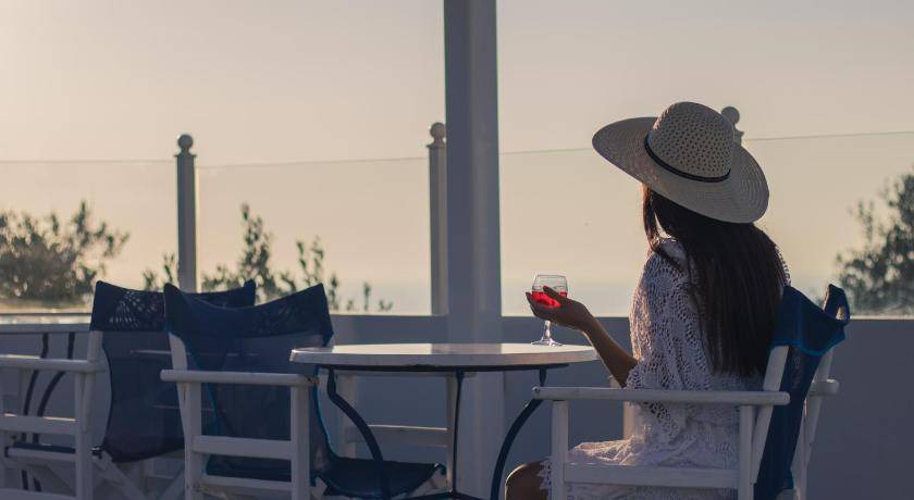 Photo of Others in Oia