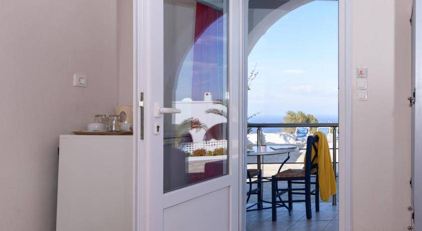 Photo of Others in Oia