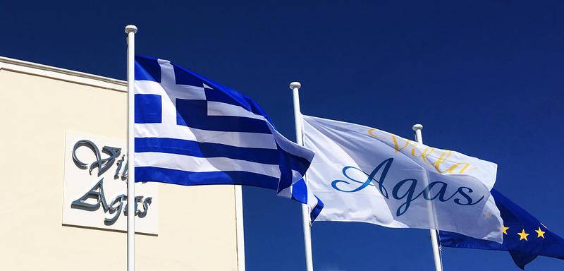 Photo of Others in Fira
