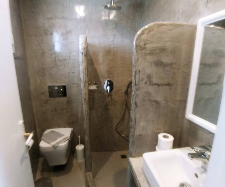 Photo of Bathroom in Perissa