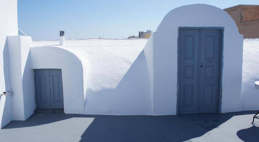 Photo of Others in Oia