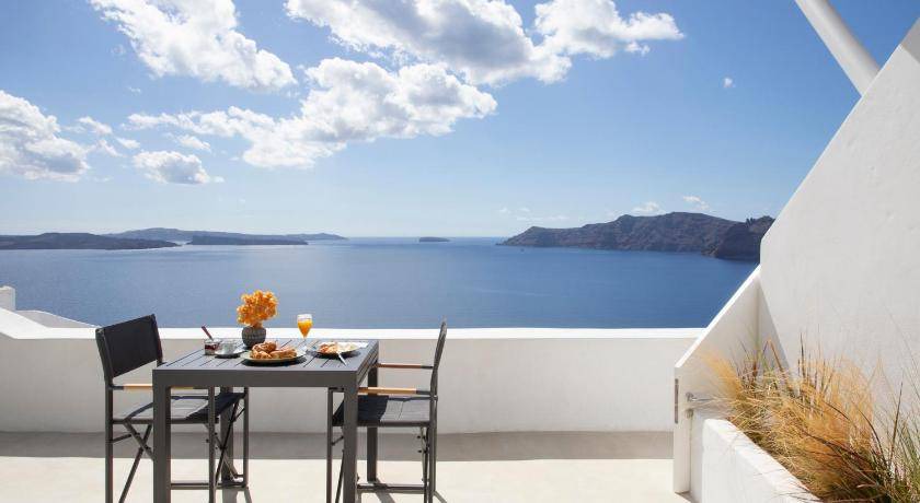 Photo of Others in Oia