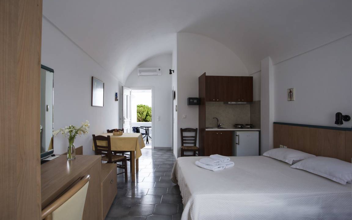 Photo of Bedroom in Perissa