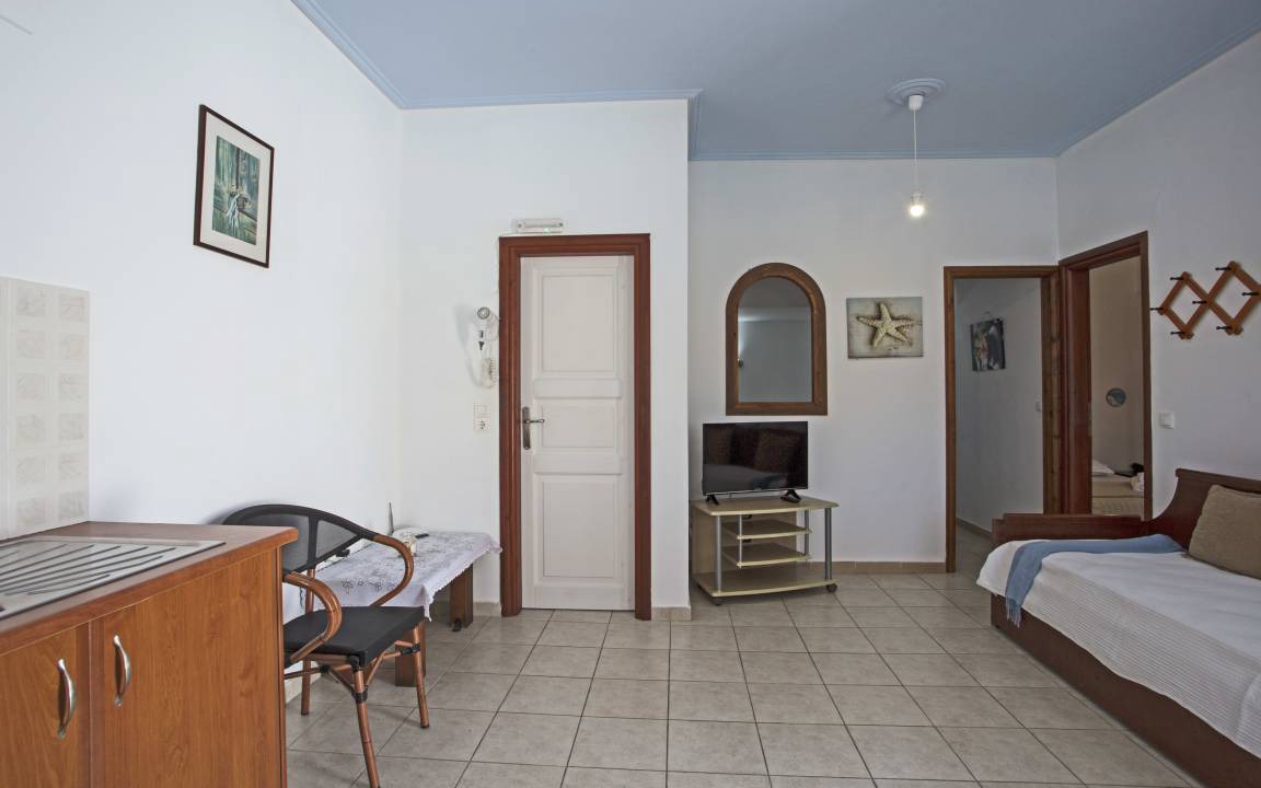 Photo of Others in Perissa