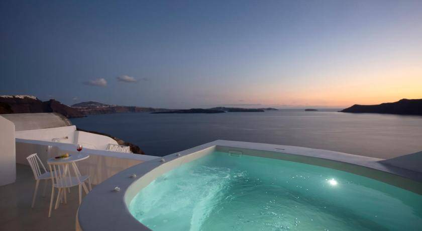 Photo of Others in Oia