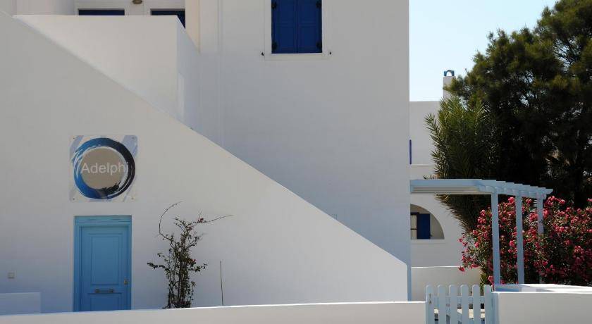 Photo of Others in Perissa