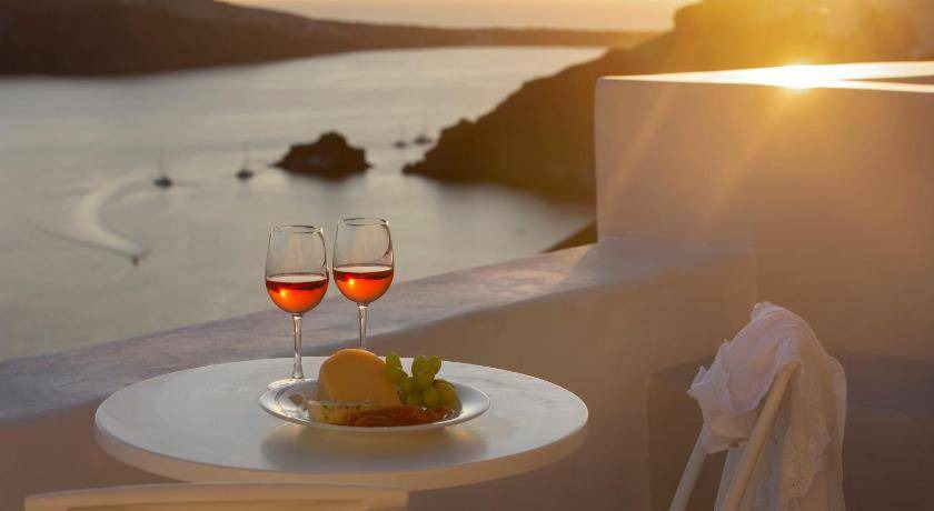 Photo of Others in Oia