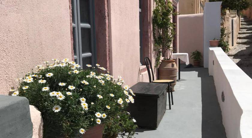 Photo of Others in Oia