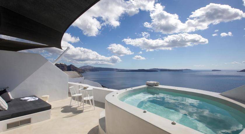 Photo of Others in Oia