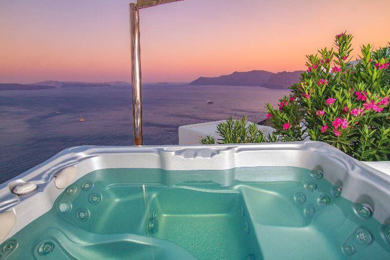 Photo of Others in Oia