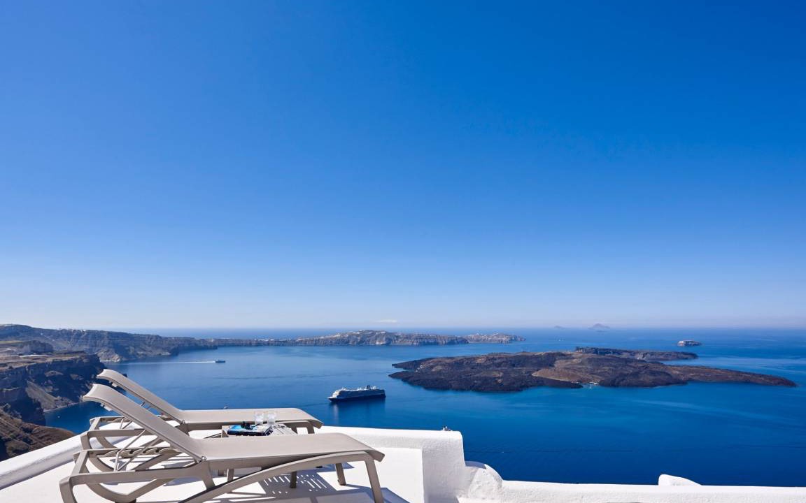 Photo of Patio Balcony in Karterados