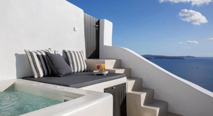 Photo of Others in Oia
