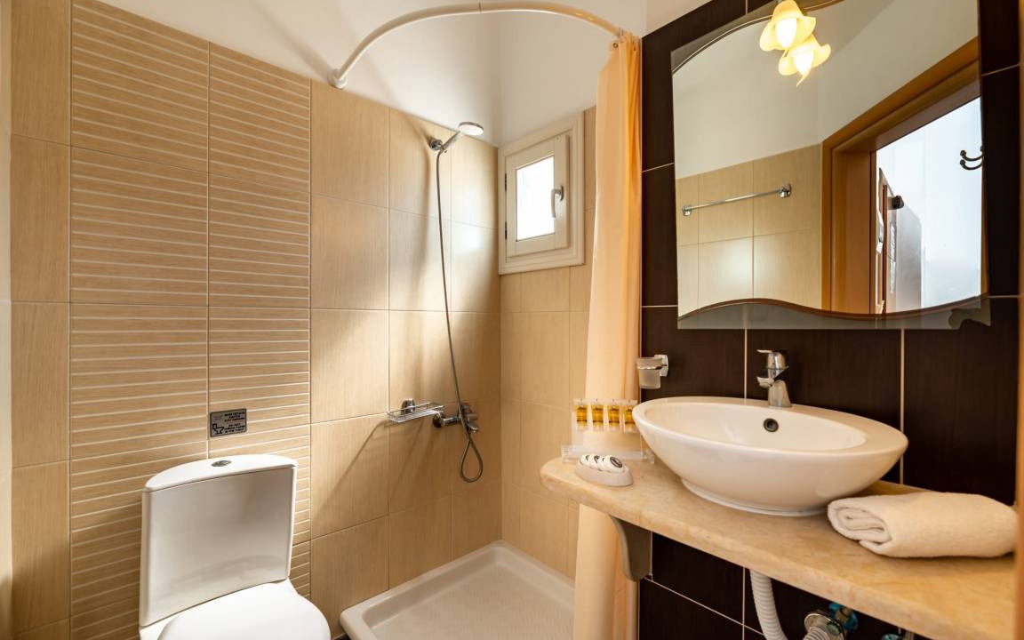 Photo of Bathroom in Perissa