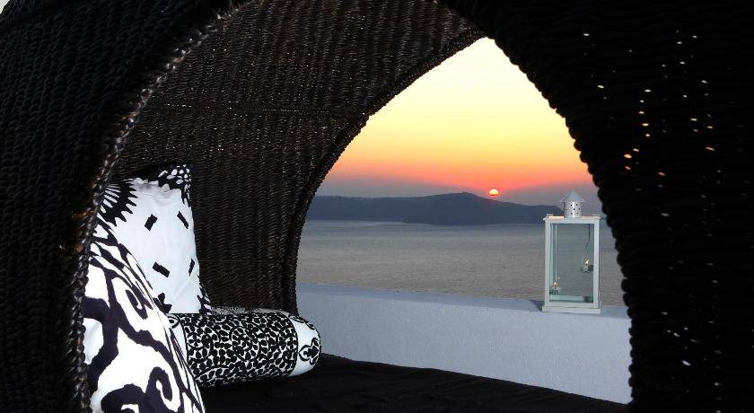 Photo of Others in Fira