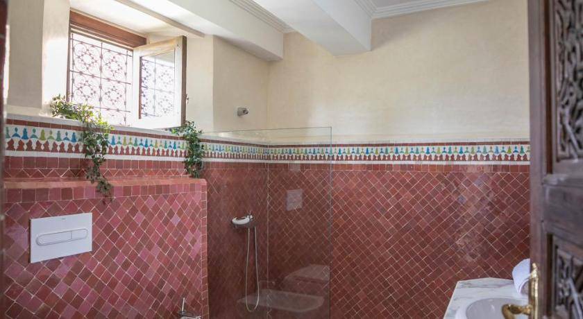 Photo of Bathroom in Layoun