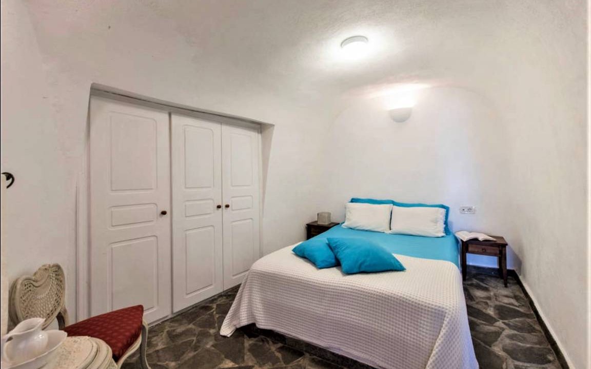 Photo of Bedroom in Santorini