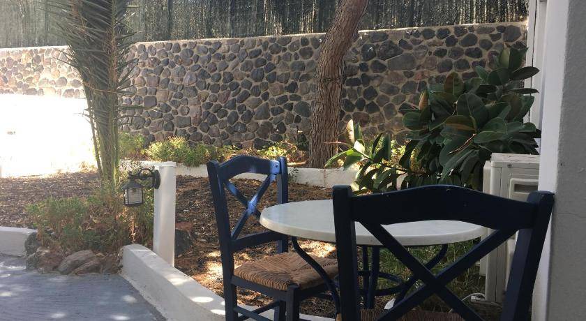 Photo of Others in Oia