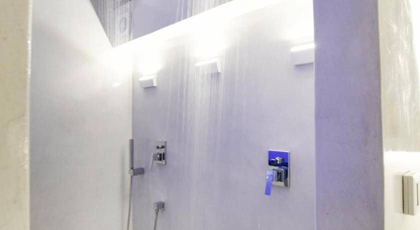 Photo of Bathroom in Monolithos