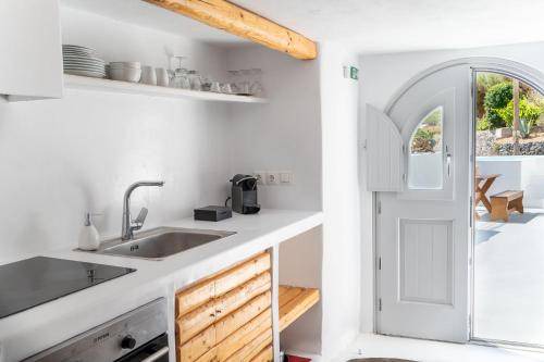 Photo of Kitchen in Exo Gonia