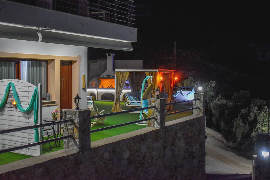 Photo of Others in Skiathos Town