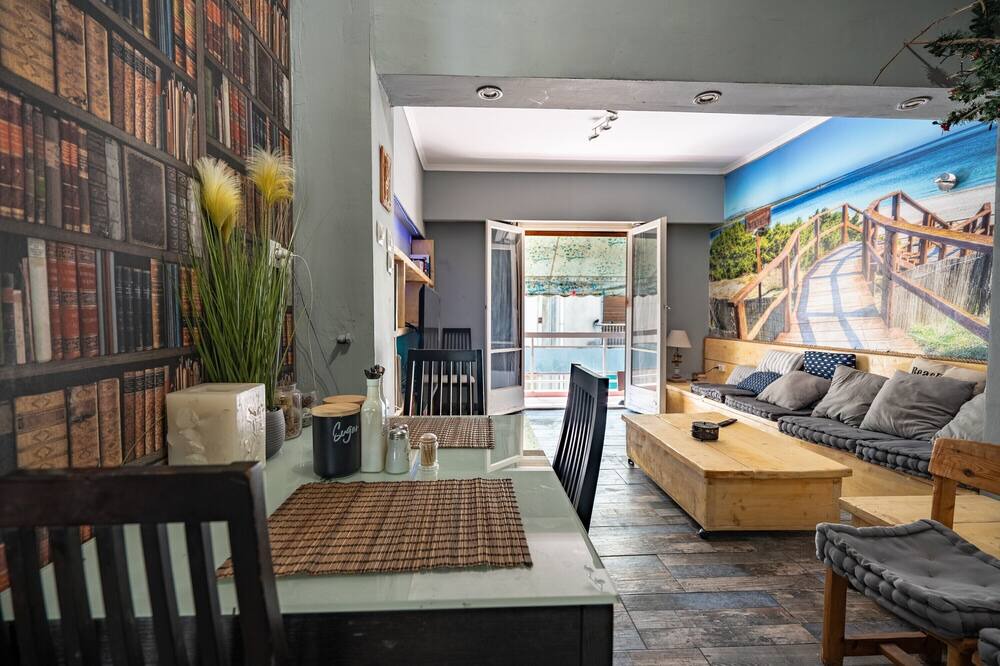 Photo of Livingroom in Attiki