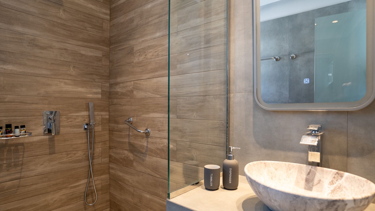 Photo of Bathroom in Emporio