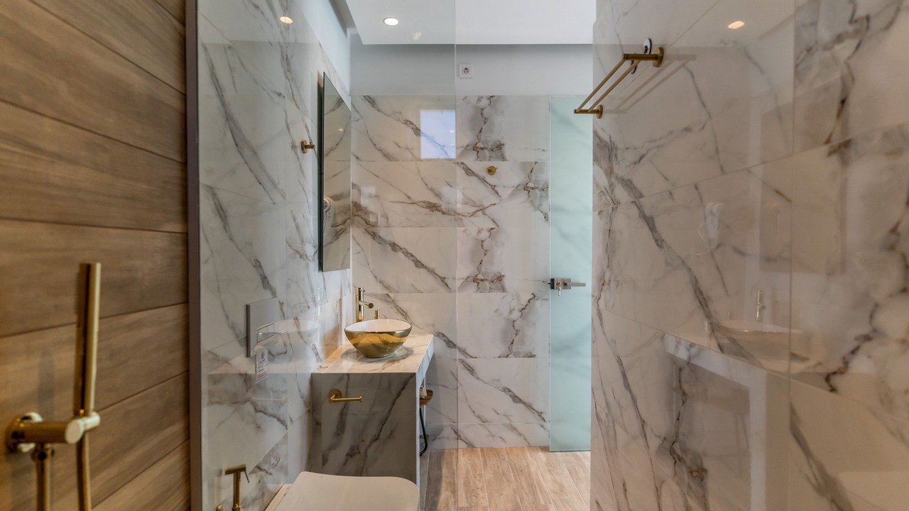 Photo of Bathroom in Emporio