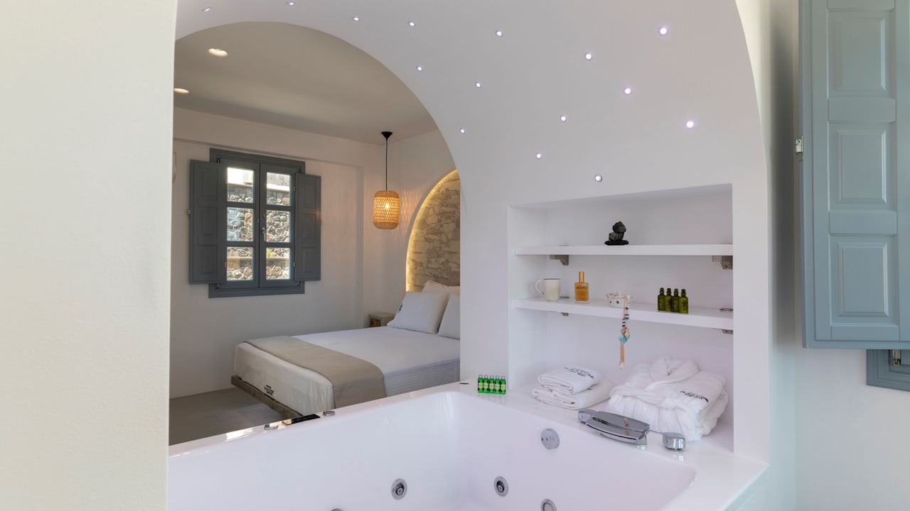 Photo of Bedroom in Emporio