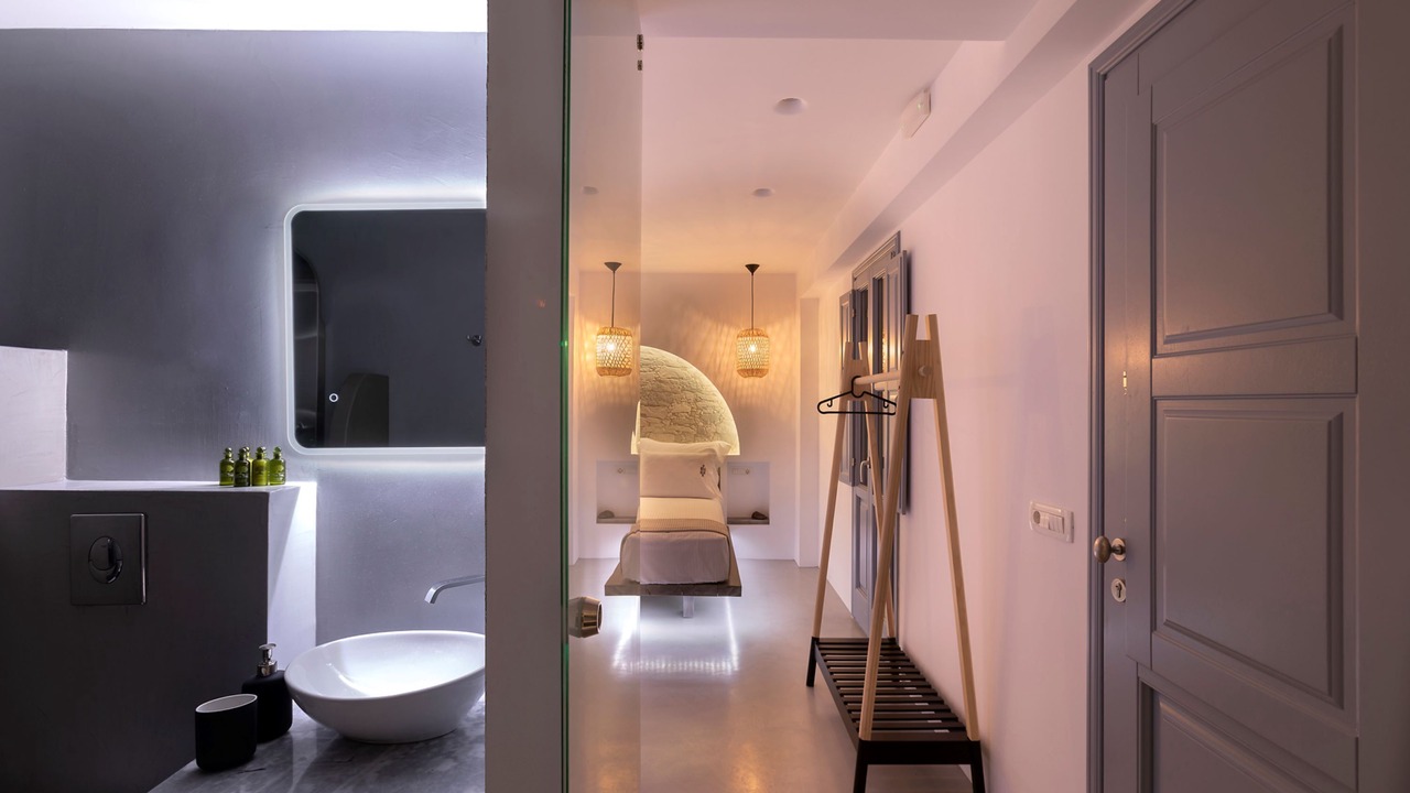 Photo of Bedroom in Emporio