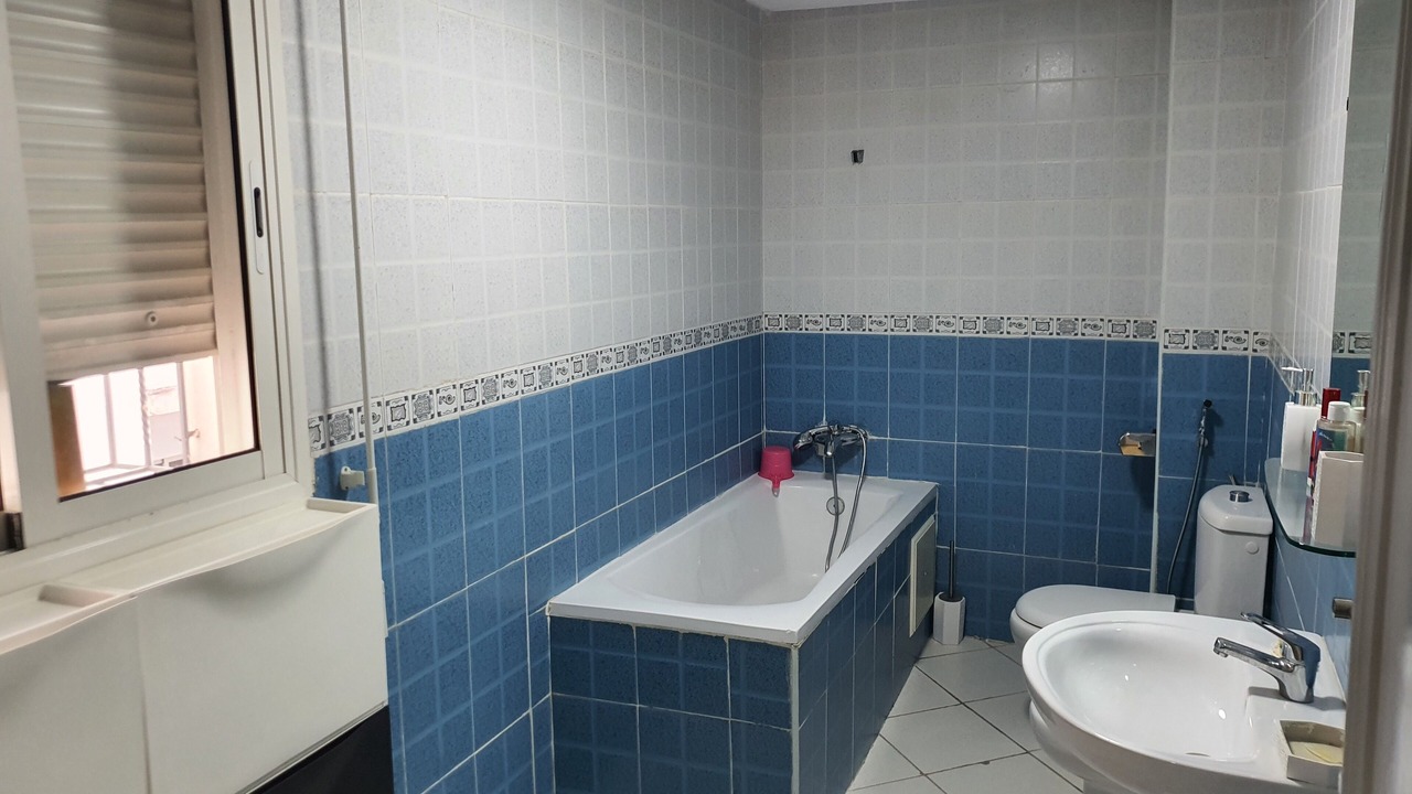 Photo of Bathroom in Branes