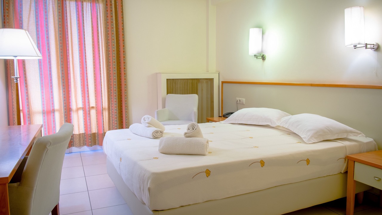 Photo of Bedroom in Marmari