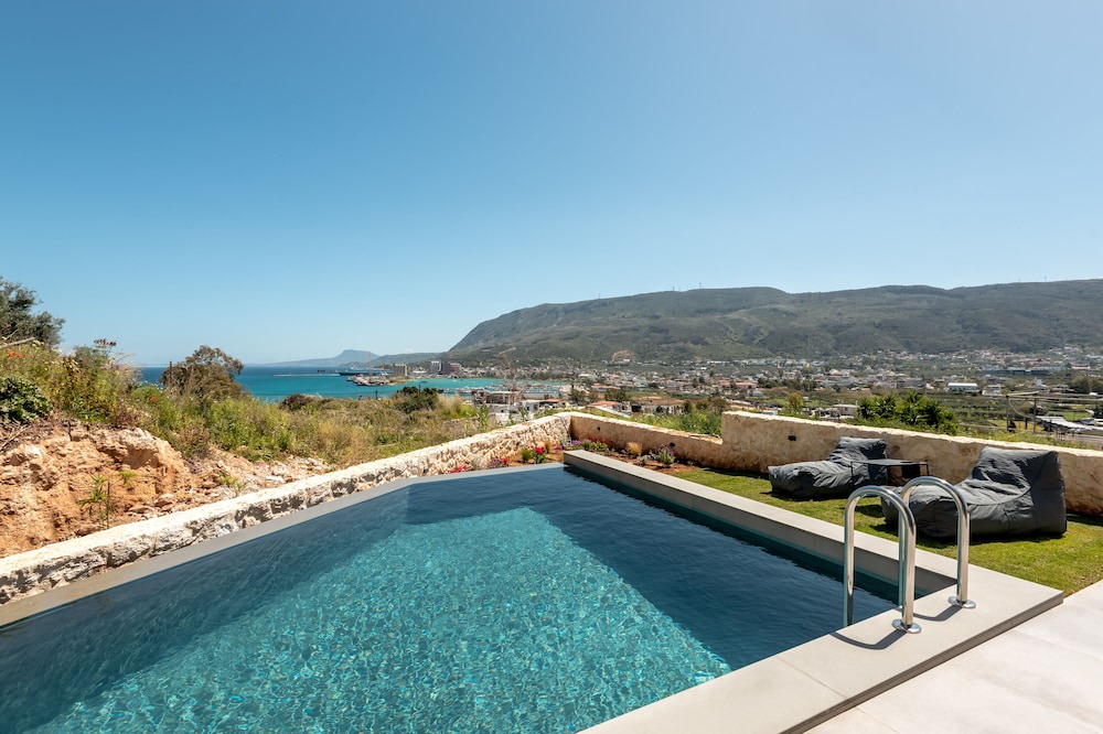 Photo of Outdoor in Souda