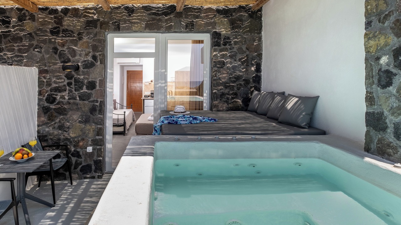 Photo of Outdoor in Perivolos