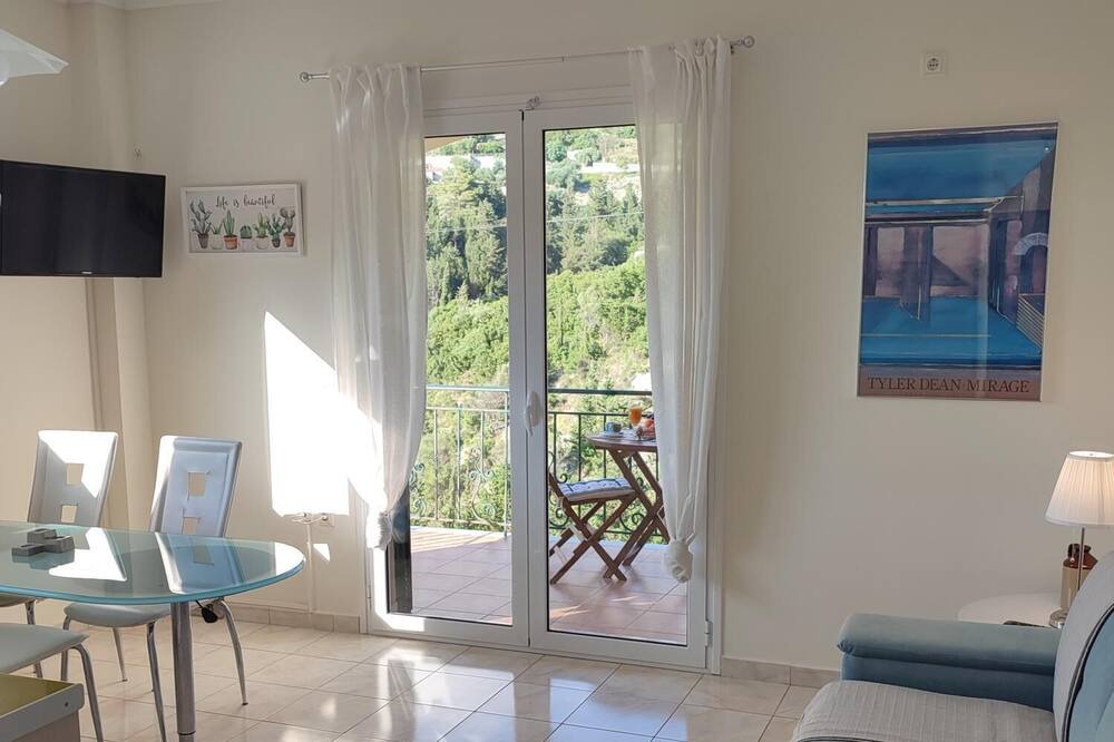 Photo of Livingroom in Dhrakata