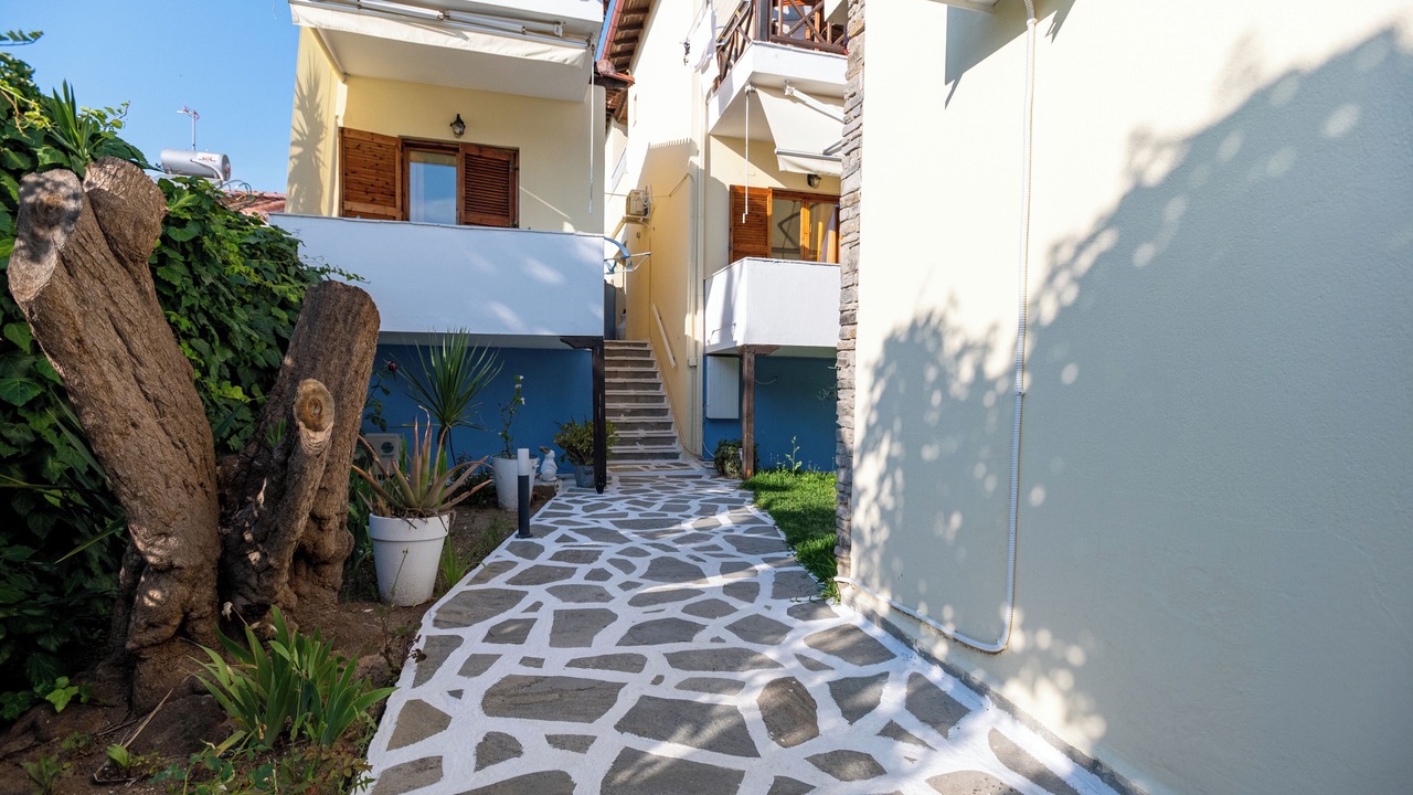 Photo of Outdoor in Nikita