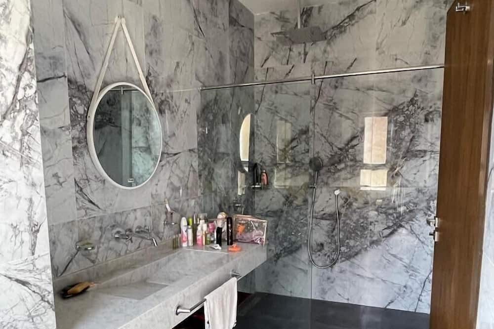 Photo of Bathroom in Tahanaout