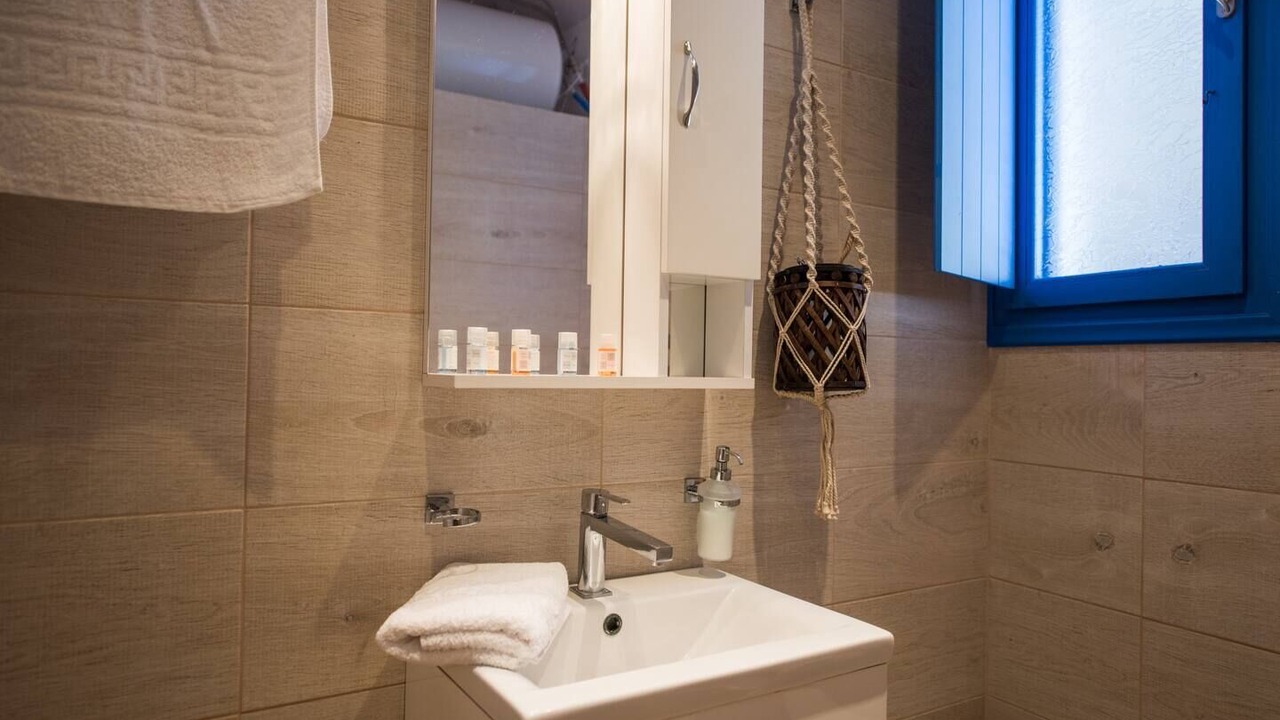Photo of Bathroom in Akrotiri