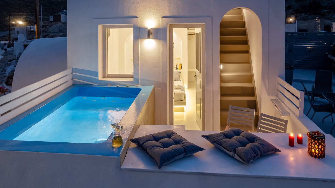 Photo of Bedroom in Akrotiri