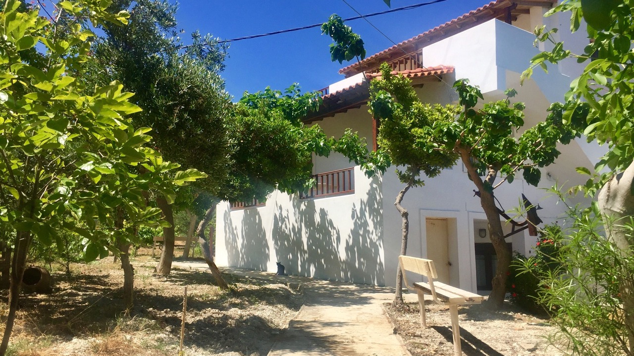 Photo of Outdoor in Roussospiti